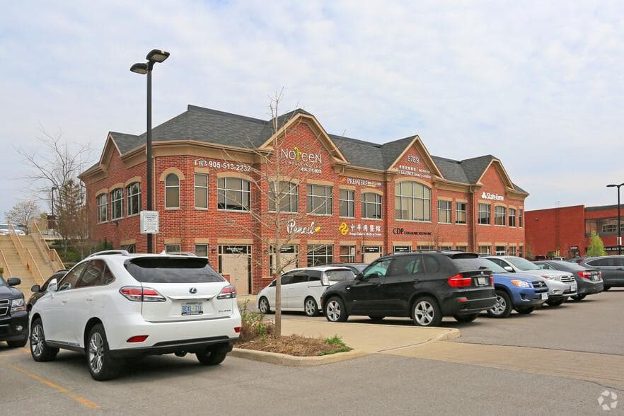 Woodbine Plaza, Markham, Ontario